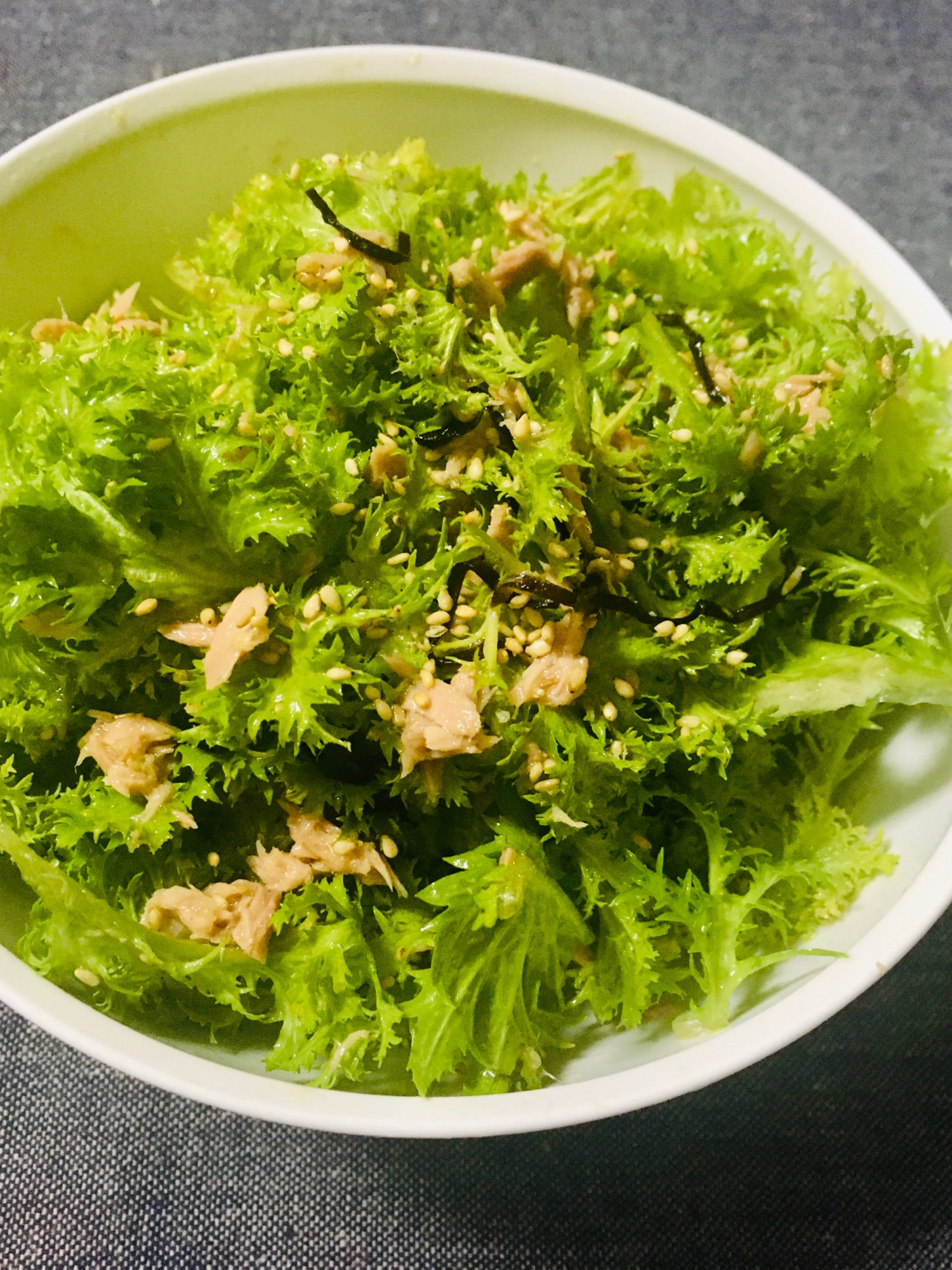 簡単♪わさび菜とツナの塩昆布和え