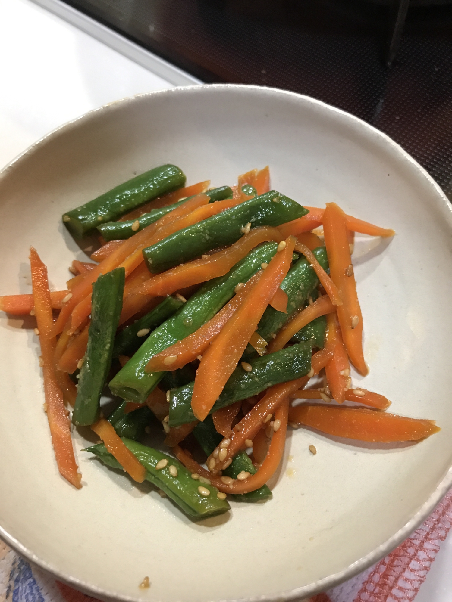 子供も食べる野菜レシピ インゲンと人参のきんぴら