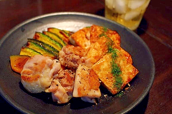 鶏とかぼちゃと豆腐の焼き合わせ