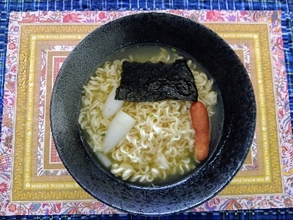 即席ラーメンソーセージ入り