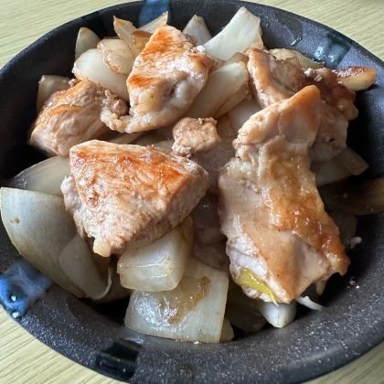 鶏肉と新玉ねぎの炒め物