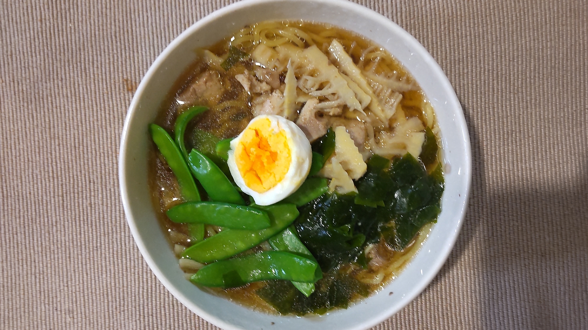 鶏ワカメ醤油ラーメン