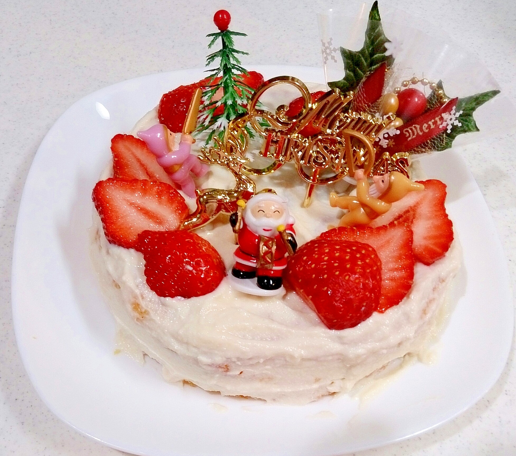 【糖質制限】全量約360kcal苺クリスマスケーキ レシピ・作り方 by ラムちゃん1224｜楽天レシピ