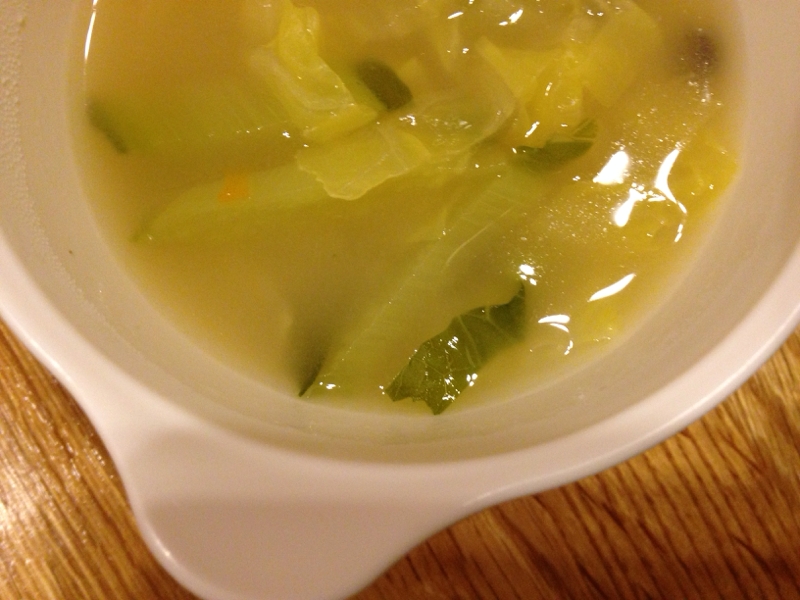 青梗菜と白菜と人参のクリームスープ