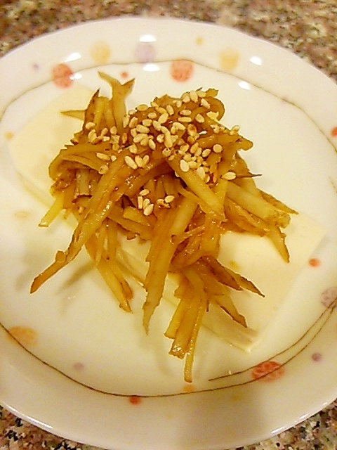 ごぼうと生姜の八丁味噌ポン冷奴
