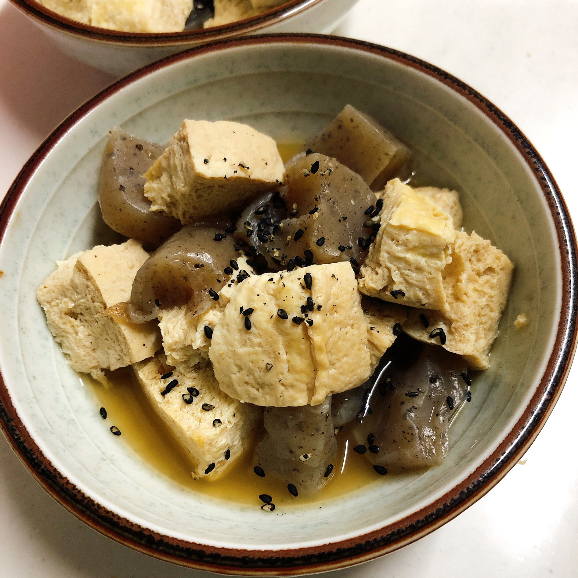 凍り豆腐とこんにゃくの煮物