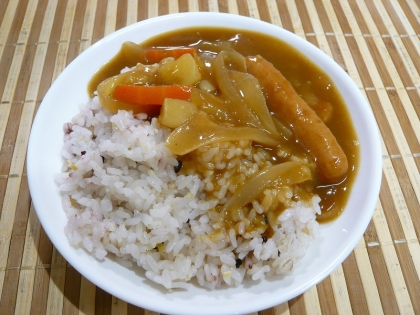 雑穀米で初カレーです。
おいしかったです♪
ありがとうございました
(*^▽^*)