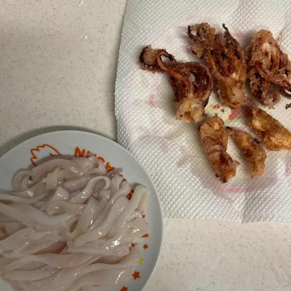 イカの捌き方 刺身 ゲソの唐揚げ レシピ 作り方 By とむ様 楽天レシピ イカの捌き方 刺身 ゲソの唐揚げ レシピ 作り方 By とむ様 楽天レシピ