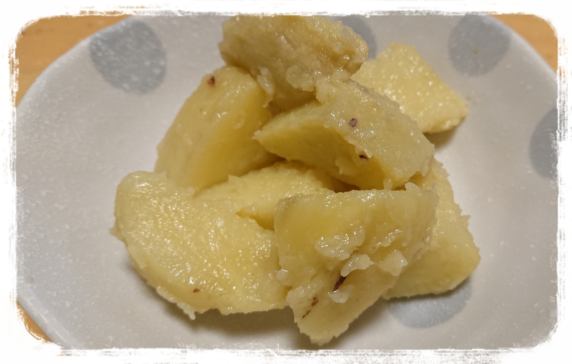 簡単おやつ☆バターで和えたさつまいも