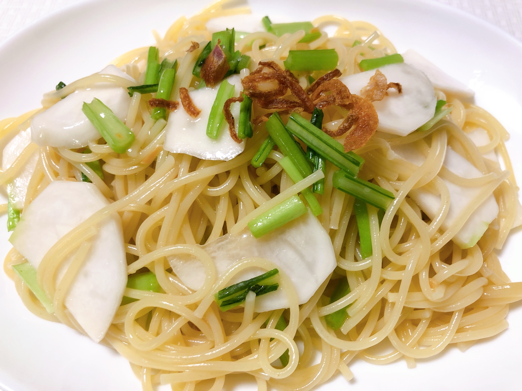 1人用はレンチンで♪すぐできる!カブの和風パスタ