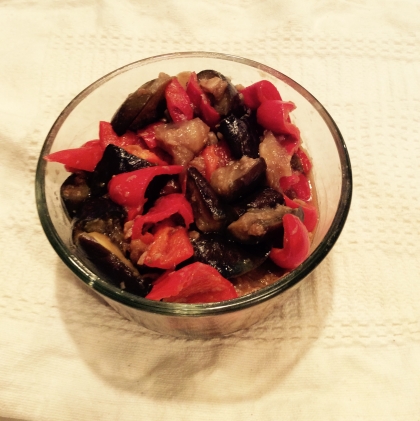 冬瓜丸々1個分のワタ、赤ピーマンで作りました。豆板醤のピリ辛、ニンニクと生姜が香ばしいですね。
リピします。ありがとうございました
