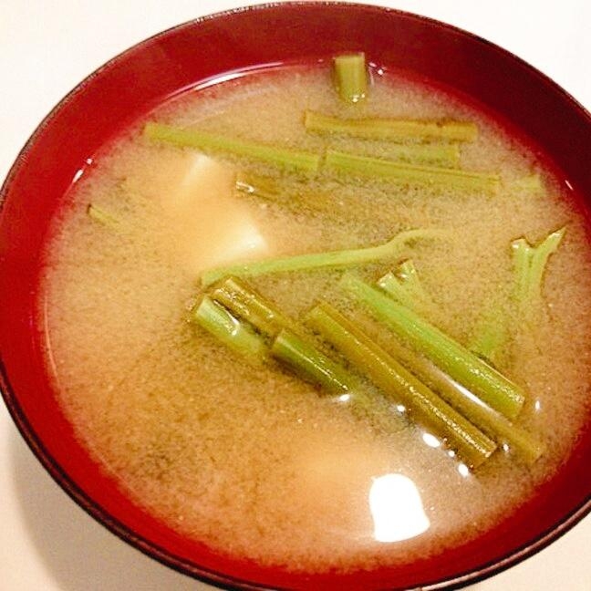 美味しい一杯☆わらびと豆腐の味噌汁