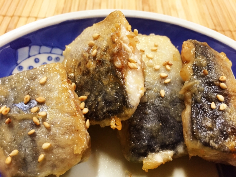 サバのにんにく醤油唐揚げ