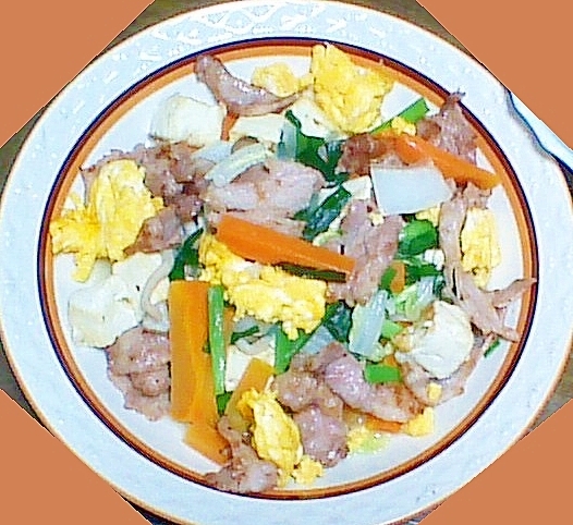 炒り豆腐（たまご・にんじん・チンゲン菜・豚バラ肉）