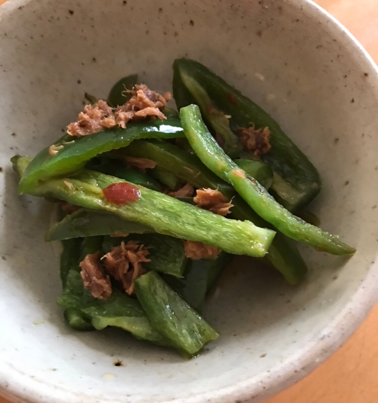 ピーマンとはごろも煮の豆板醬炒め