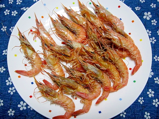魚焼きグリルで 地エビの塩焼き レシピ 作り方 By けいちゃん０８８ 楽天レシピ
