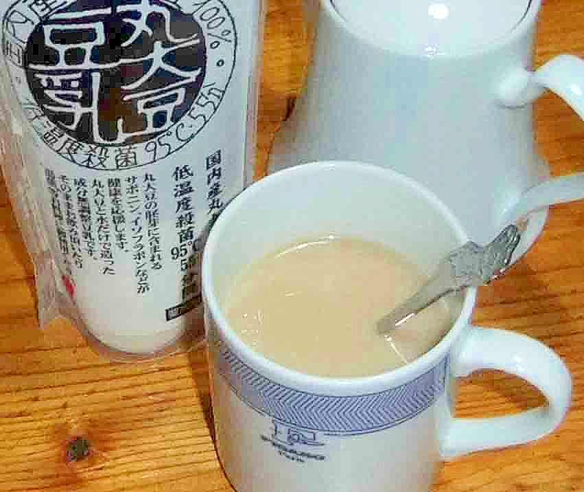 豆乳と蜂蜜で健康紅茶
