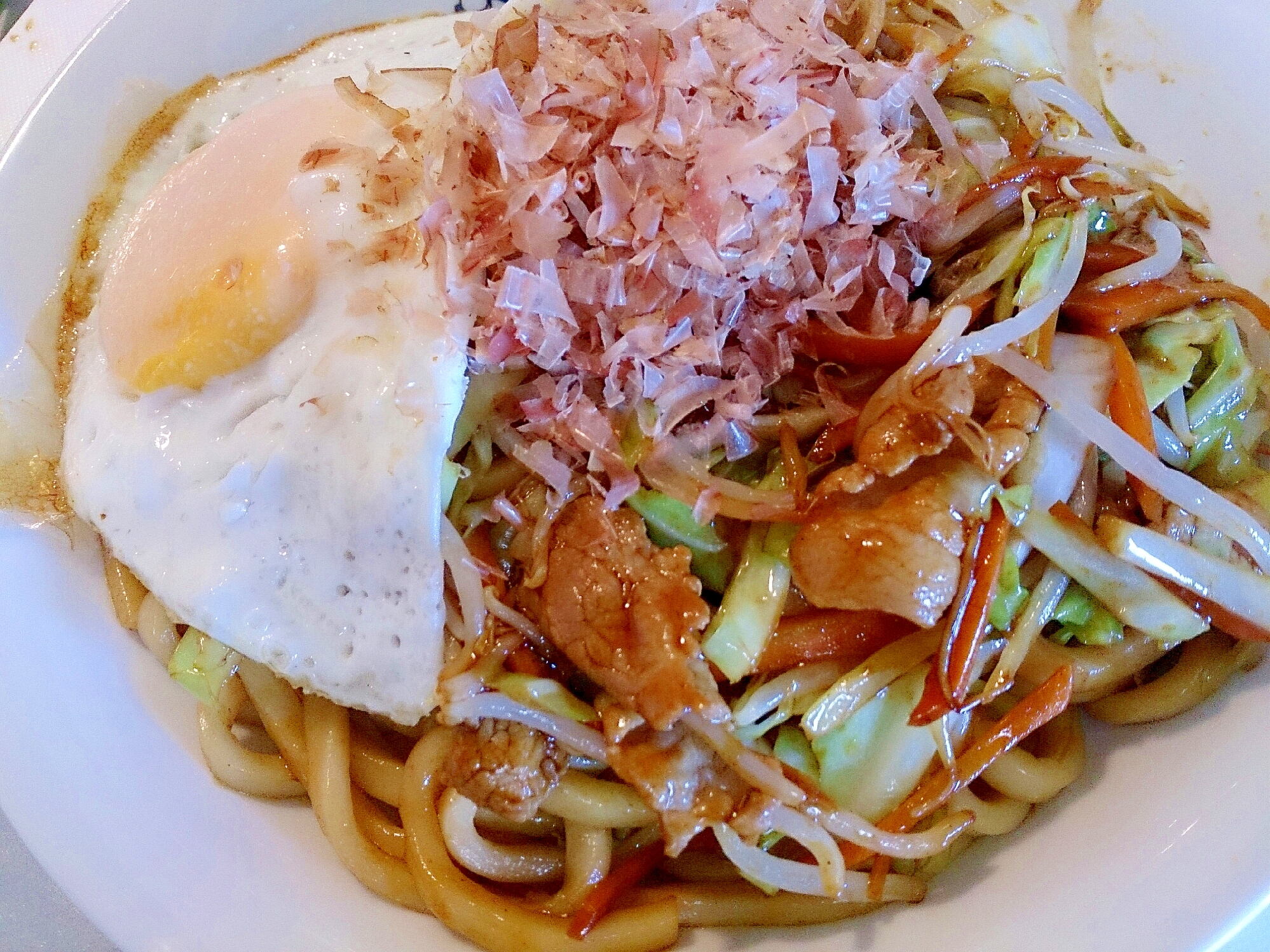 夏休みの昼食はこれ!!簡単栄養満点焼きうどん