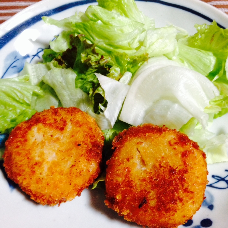 ポテトサラダをリメイクで簡単コロッケ♡