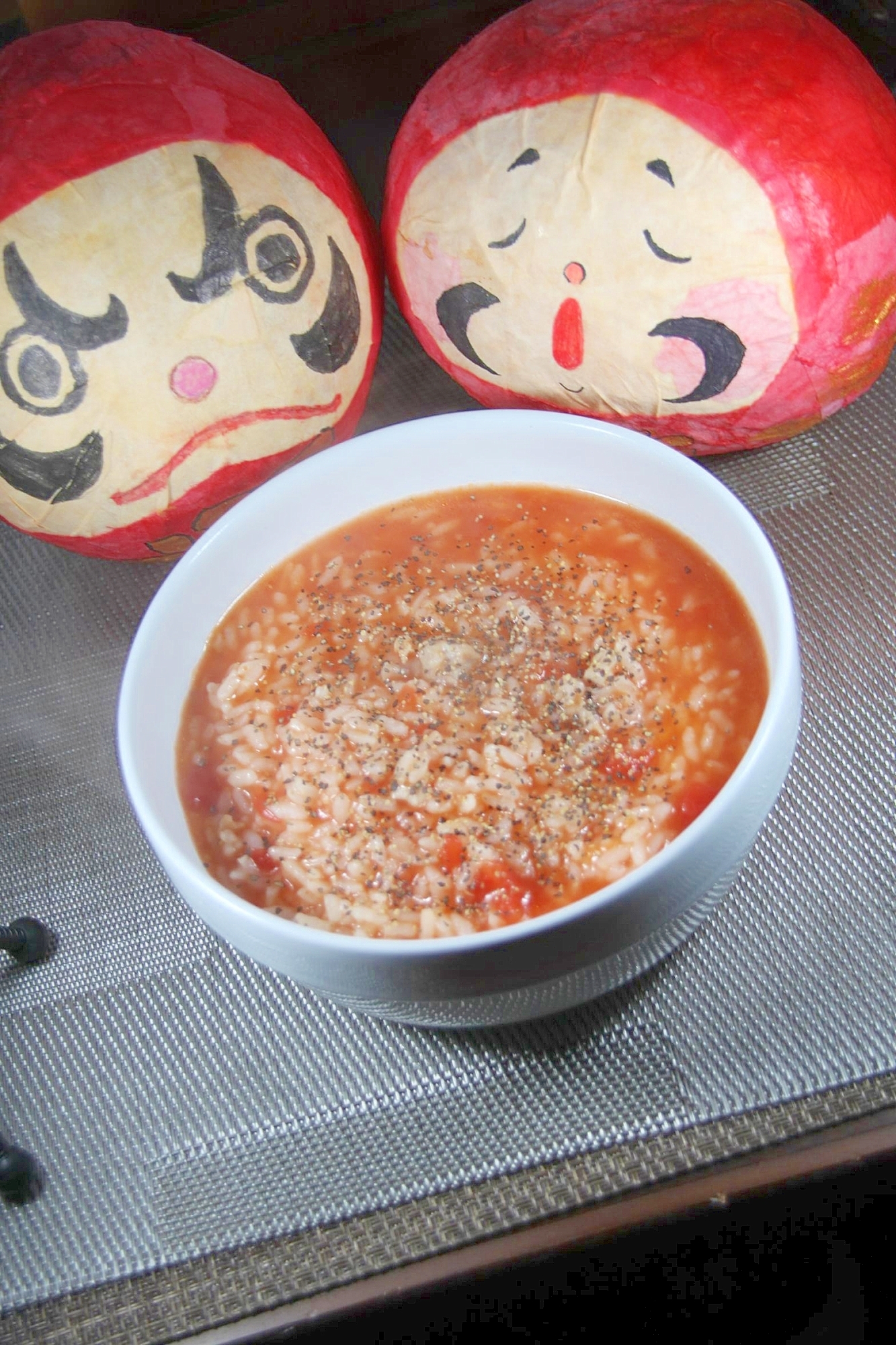 あくまでもリゾット風で『鶏とトマトの雑炊』
