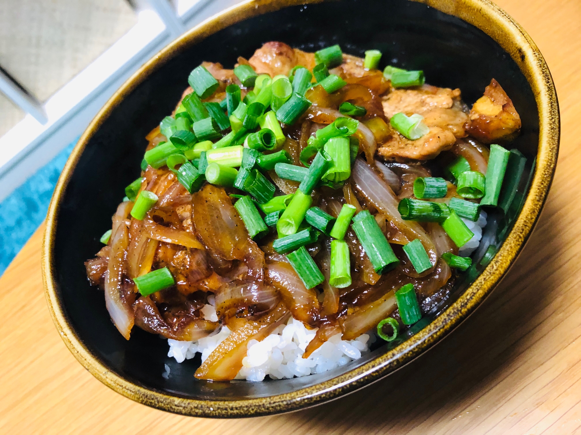 豚ロース丼