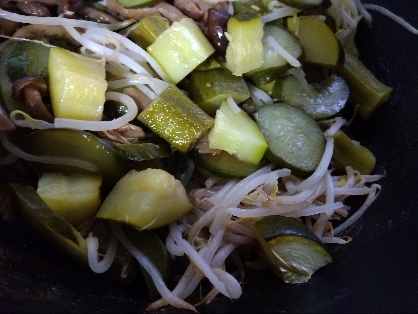 もやし&残り野菜で作りました♪