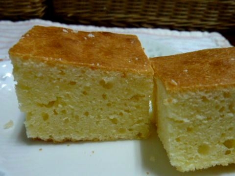 チーズ風味のバターケーキ