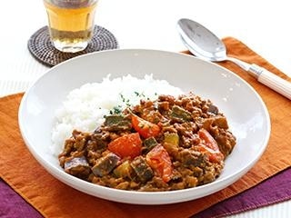 10分で簡単！夏野菜のキーマカレー