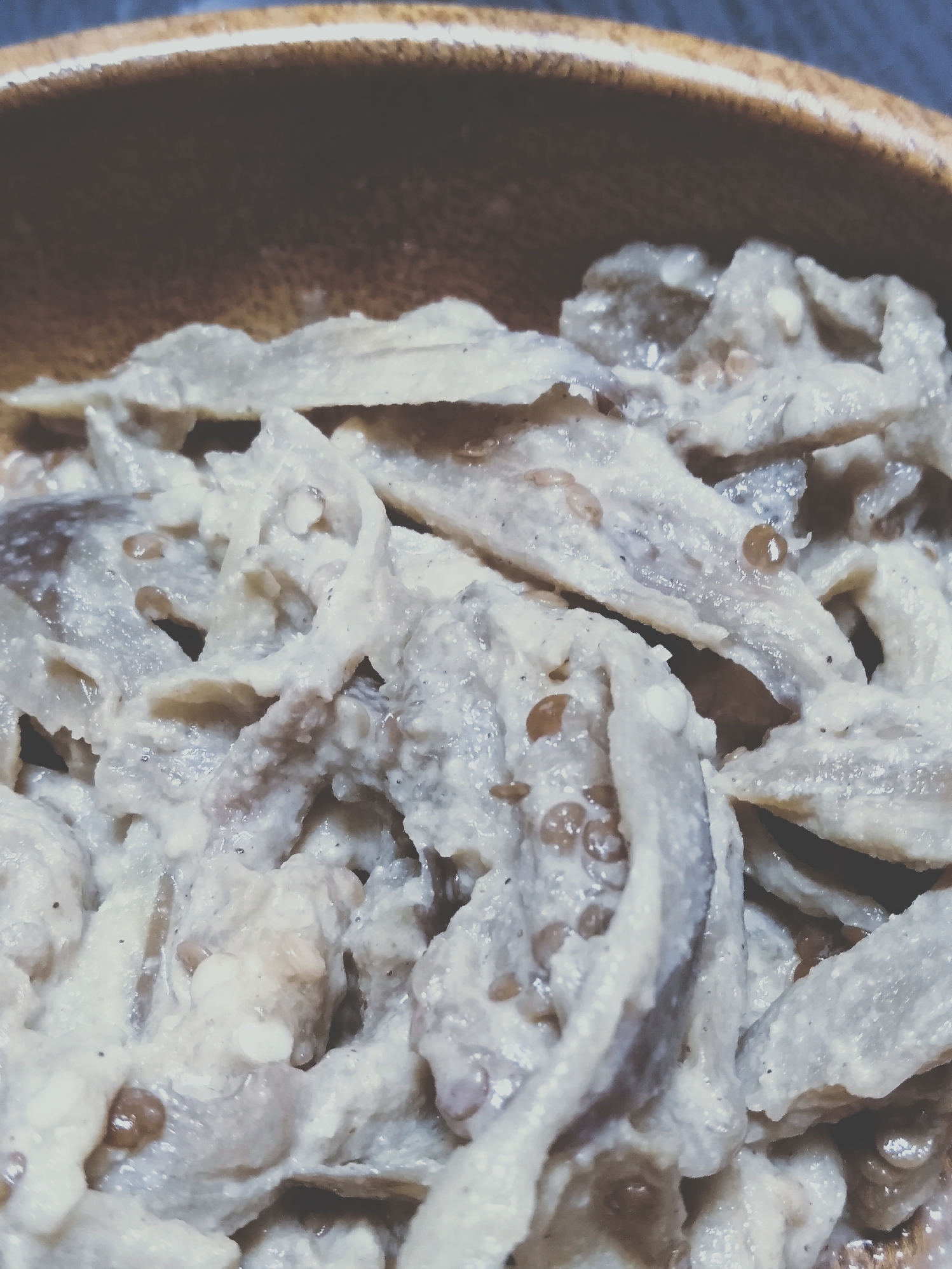 萎びたナス救済♪茹でナスのカラシ胡麻和え