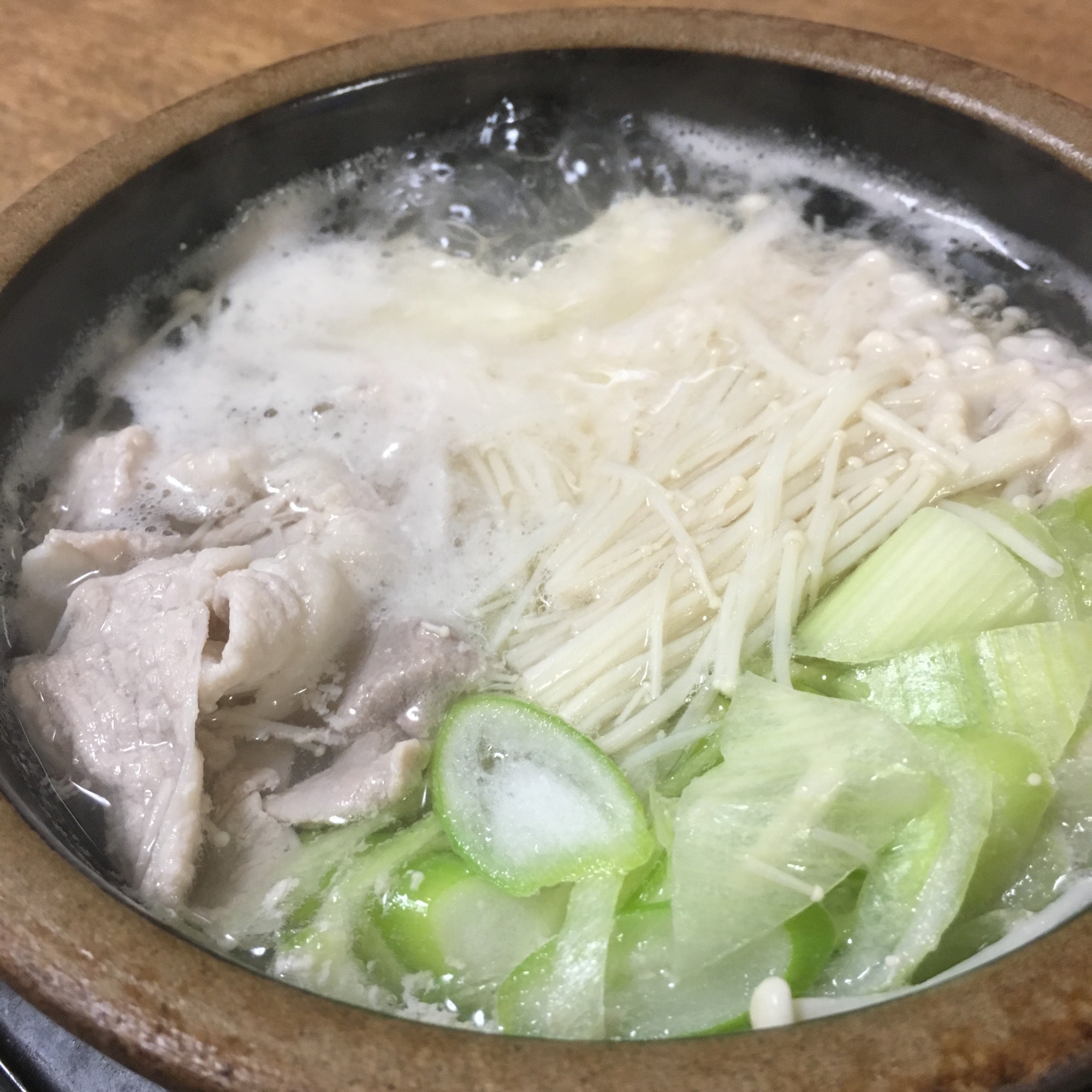 たっぷり野菜の湯豆腐