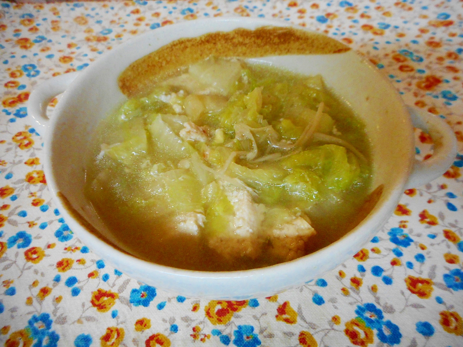 ひき肉と白菜の豆乳味噌スープ