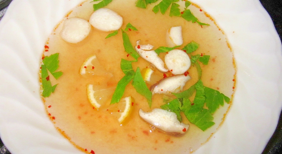 エビは殻まで活用♪カリカリおつまみや旨みたっぷりのスープ、ソースに！