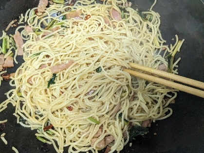 小松菜とベーコンの和風パスタ