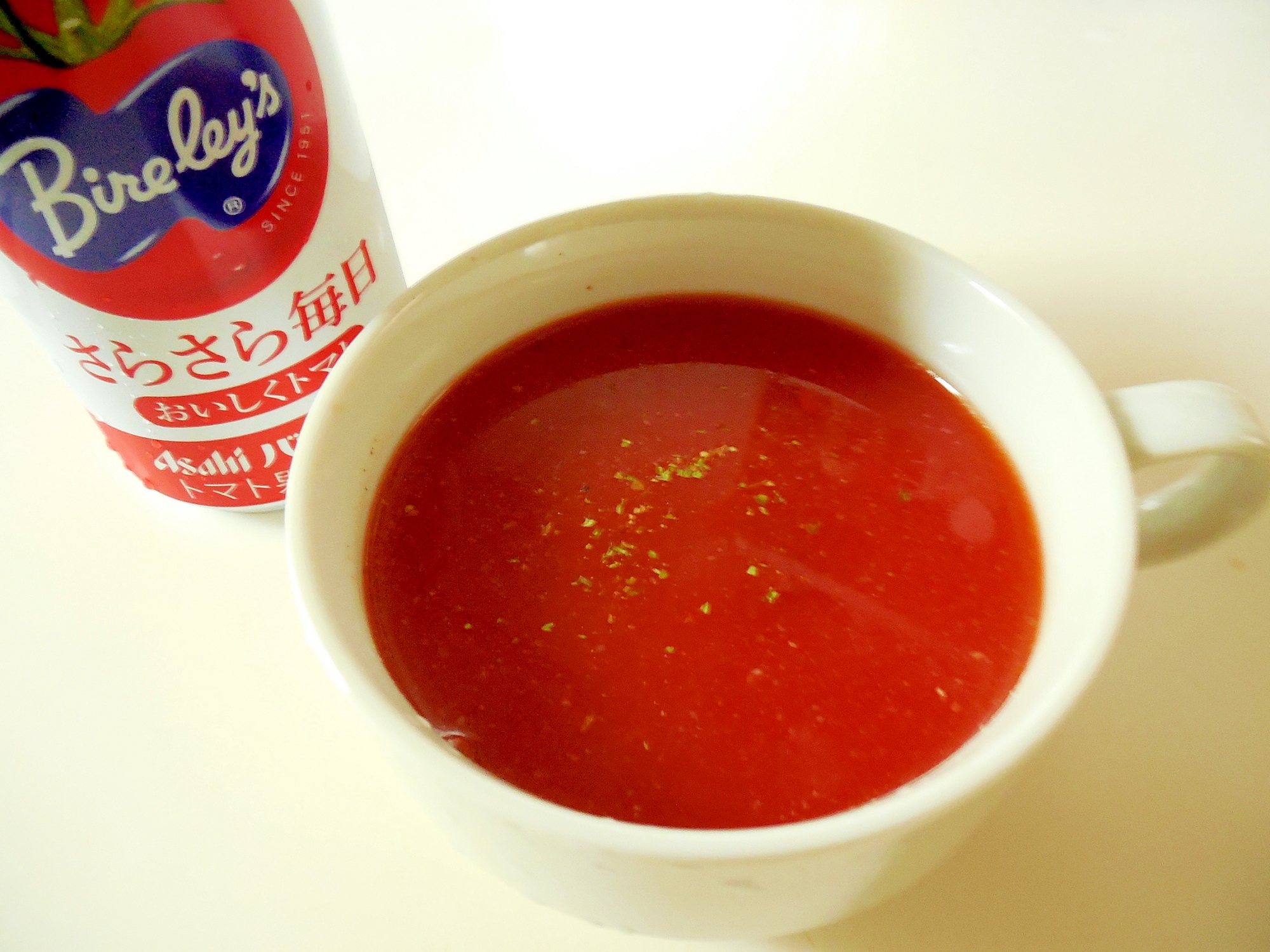 トマトジュースで、冷製トマトスープ