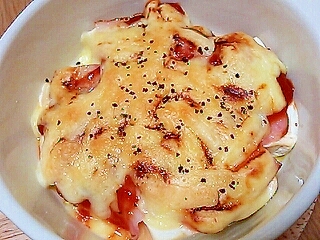 豆腐とベーコンのチーズ焼き