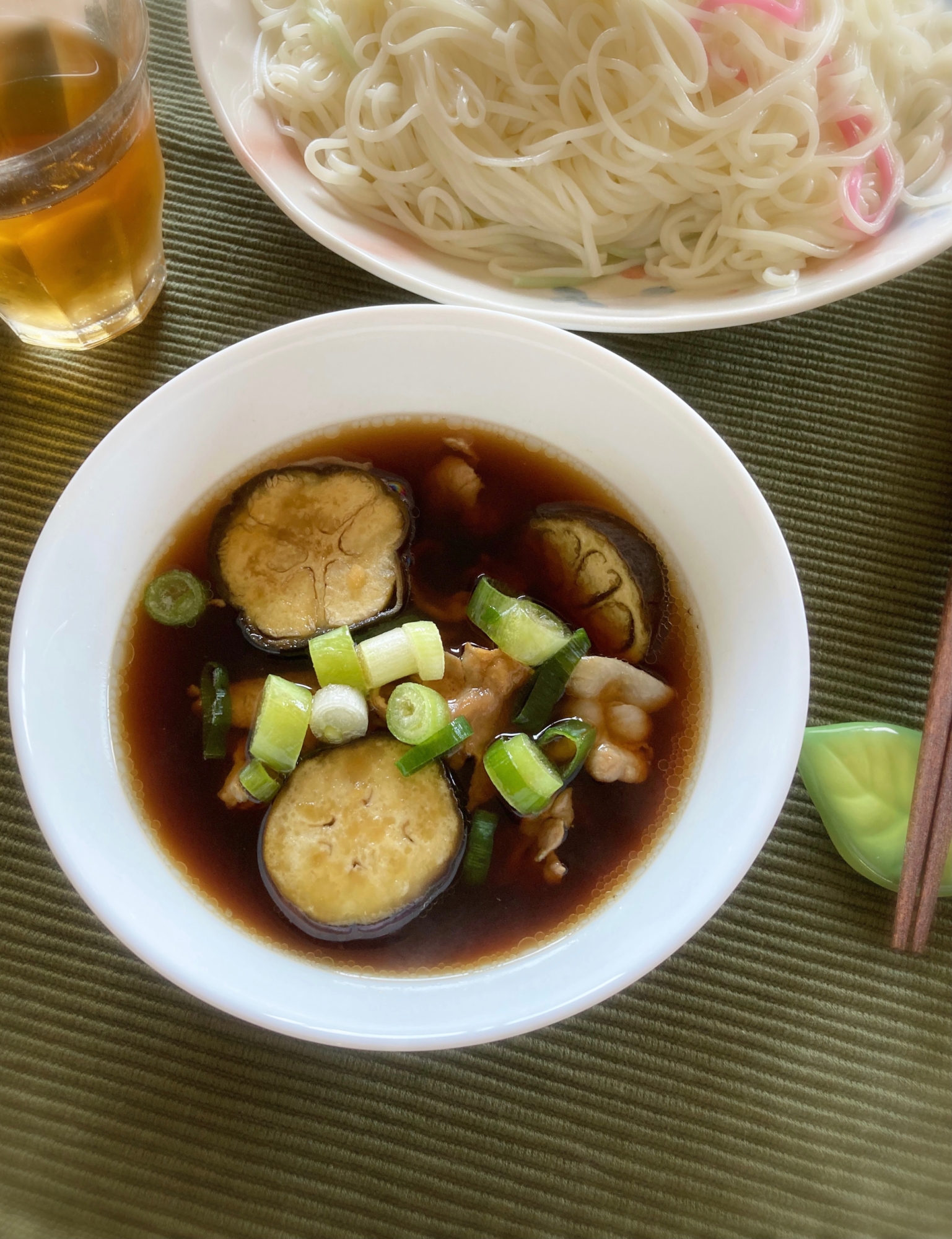 ほっこり温かつけ汁♡茄子と豚バラ肉の素麺