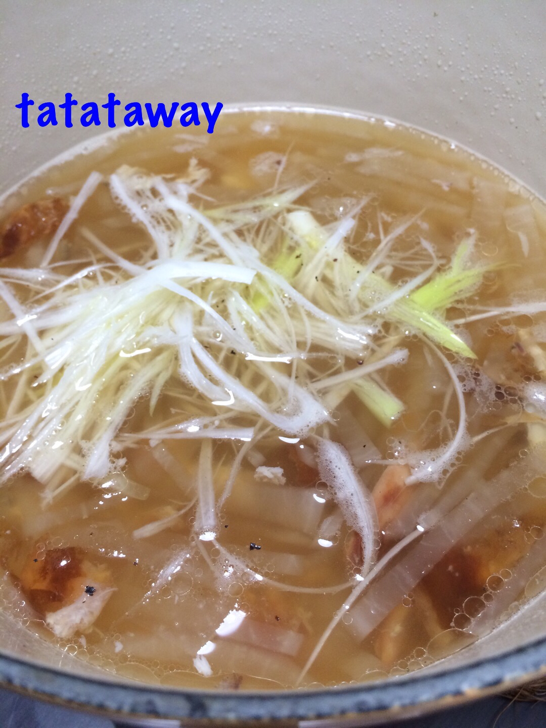 ロティサリーチキンと大根のスープ レシピ 作り方 By Tatataway 楽天レシピ