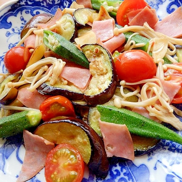 チューブにんにくでOK❤・・❤茄子とオクラの炒め物