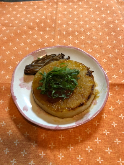 太い短大根で作りましたが、とても美味しく出来ました(^^)
エノキは、ブラウンエノキです。
ありがとうございます♡