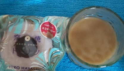 洋菓子とカフェモカ