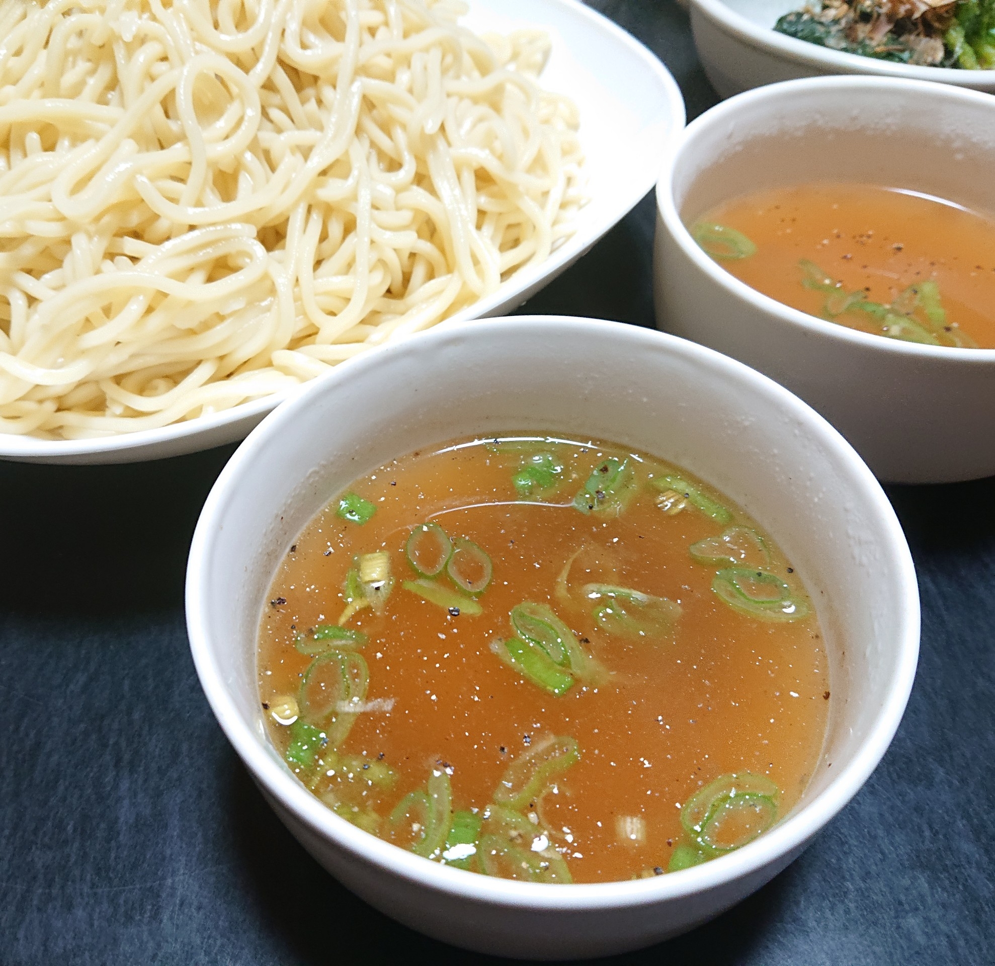 鍋キューブで☆塩つけ黄そば