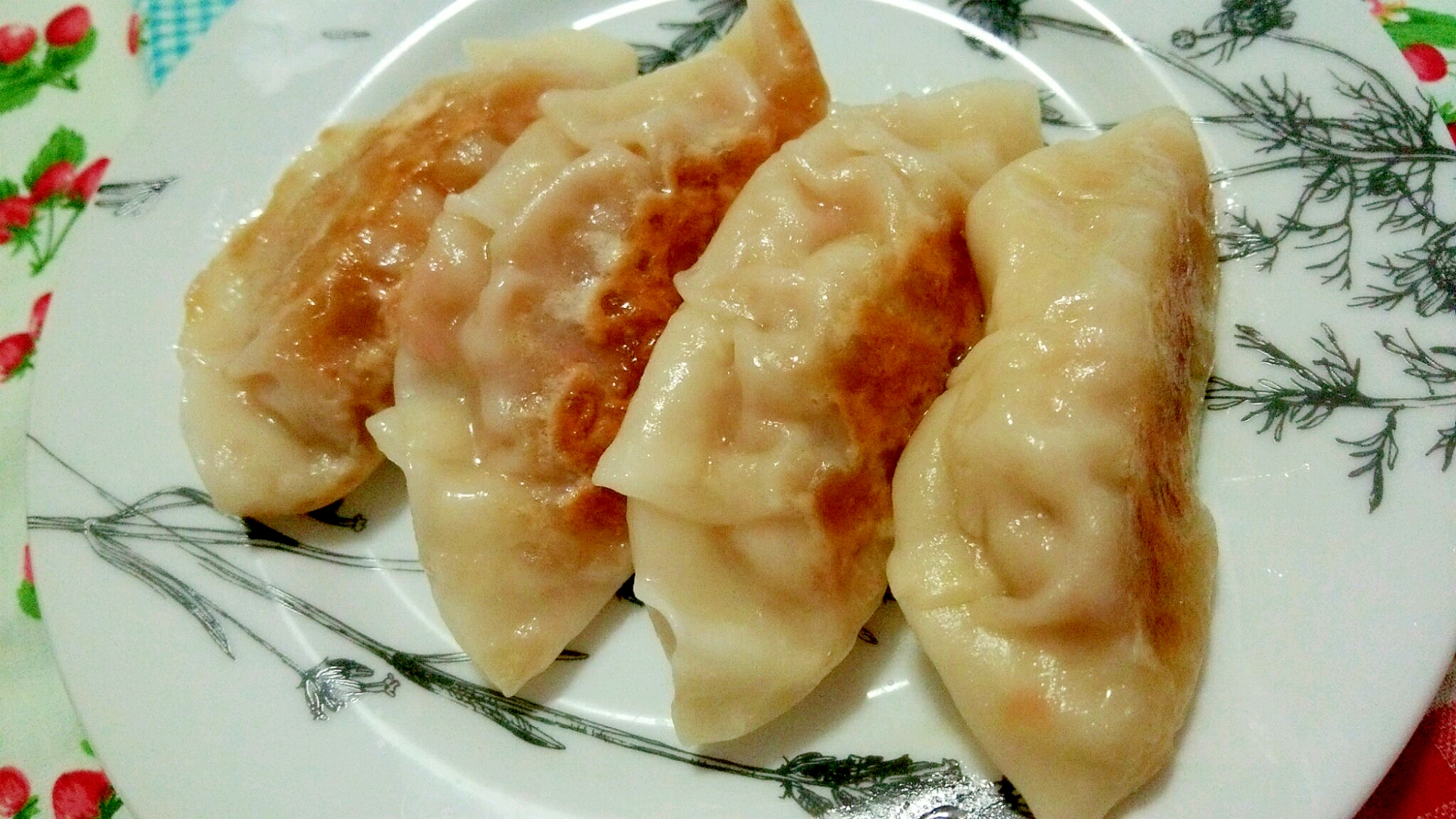 幼児も一緒に食べられる野菜餃子