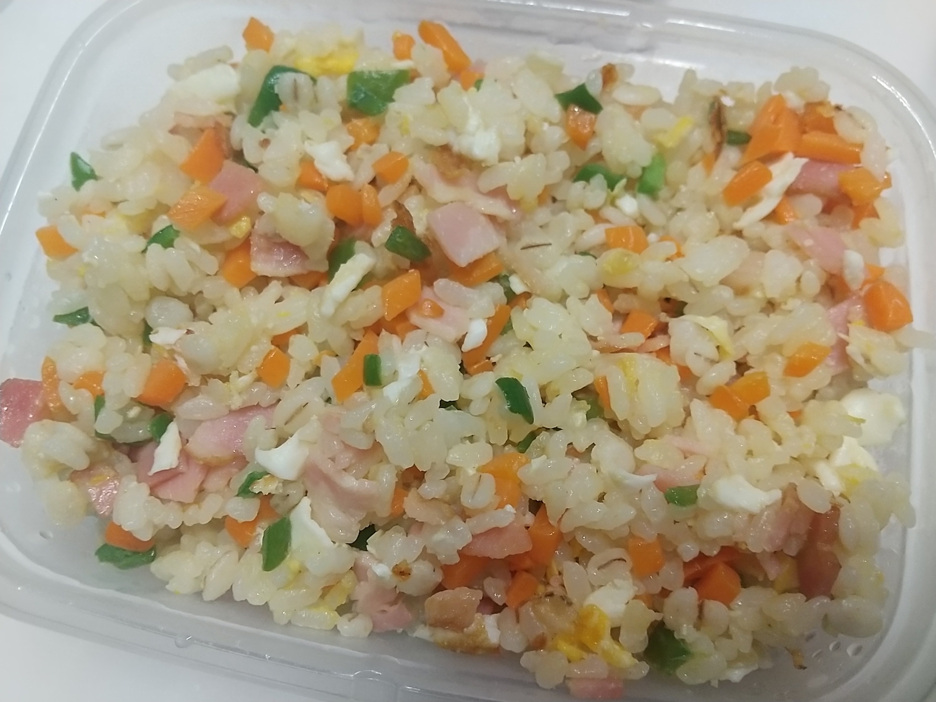 ベーコンとピーマンのチャーハン