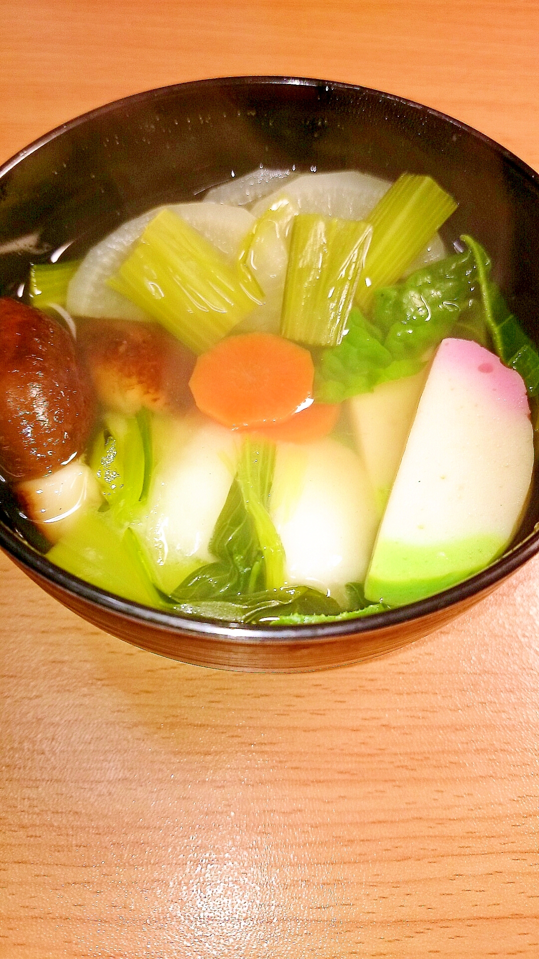 あごダシで優しい味わい☆博多風雑煮