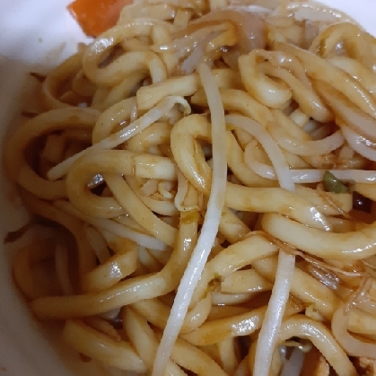 キャベツとイカの焼きうどん