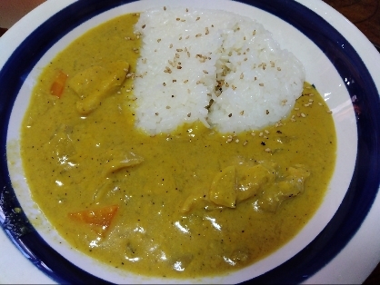 鶏むね肉で節約☆チキンカレー