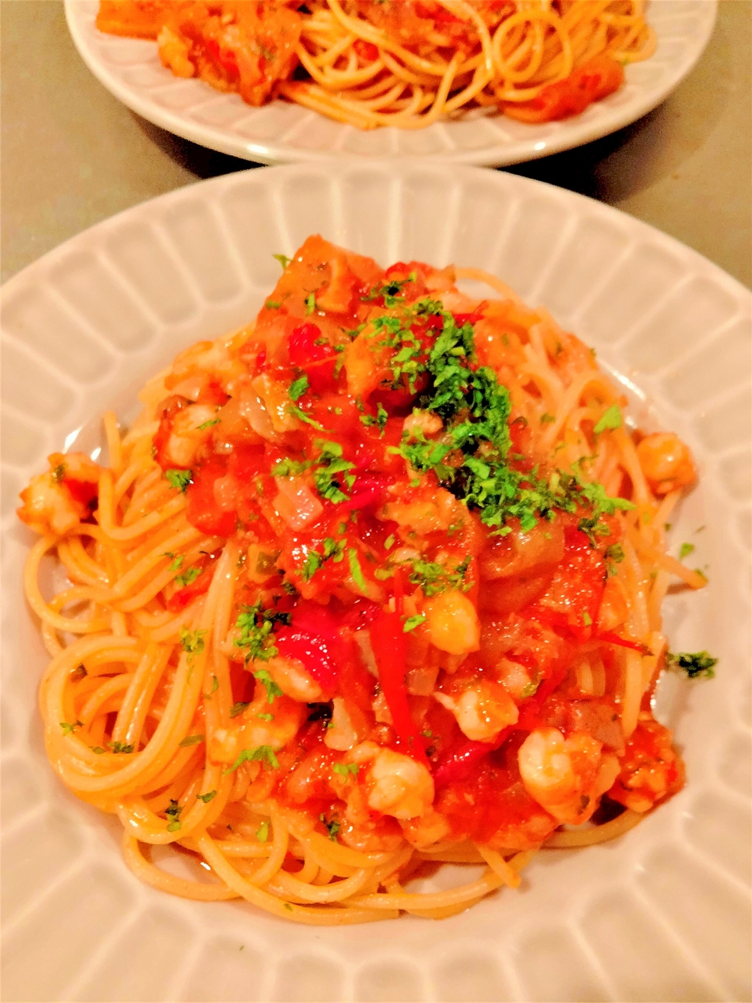 海老とベーコンと蓮根のフレッシュトマトソースパスタ