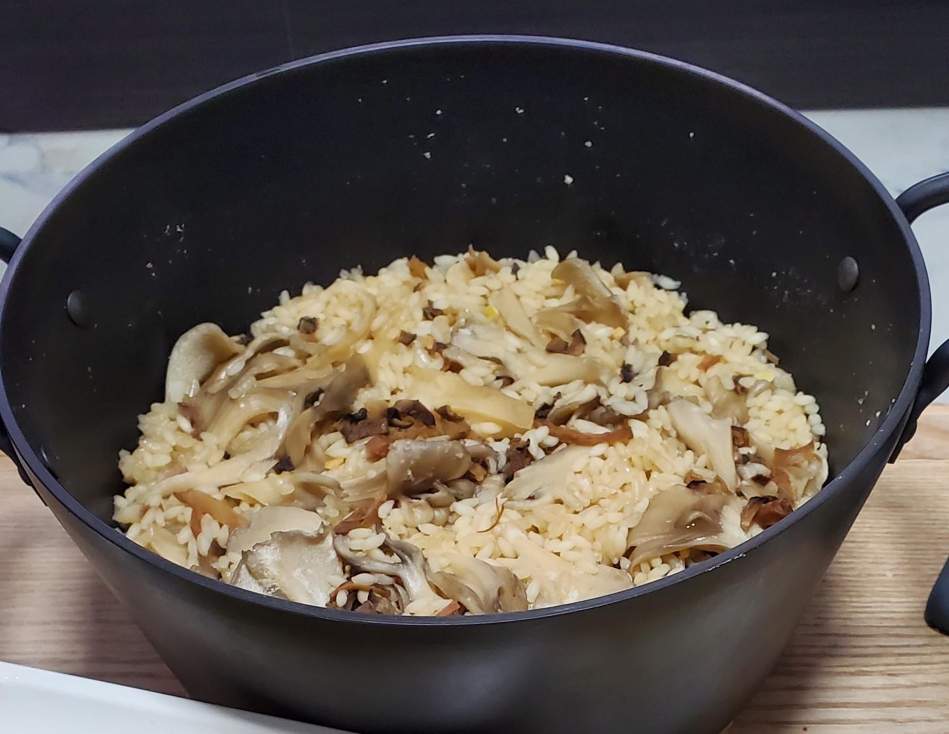 糖質カット！舞茸の炊き込みご飯