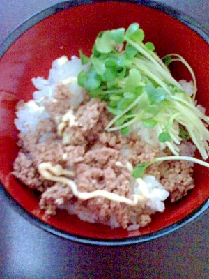 主婦のランチに お弁当に 楽々そぼろ丼 レシピ 作り方 By えいぷりる30 楽天レシピ 主婦のランチに お弁当に 楽々そぼろ丼 レシピ 作り方 By えいぷりる30 楽天レシピ