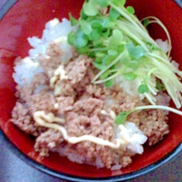 主婦のランチに お弁当に 楽々そぼろ丼 レシピ 作り方 By えいぷりる30 楽天レシピ 主婦のランチに お弁当に 楽々そぼろ丼 レシピ 作り方 By えいぷりる30 楽天レシピ